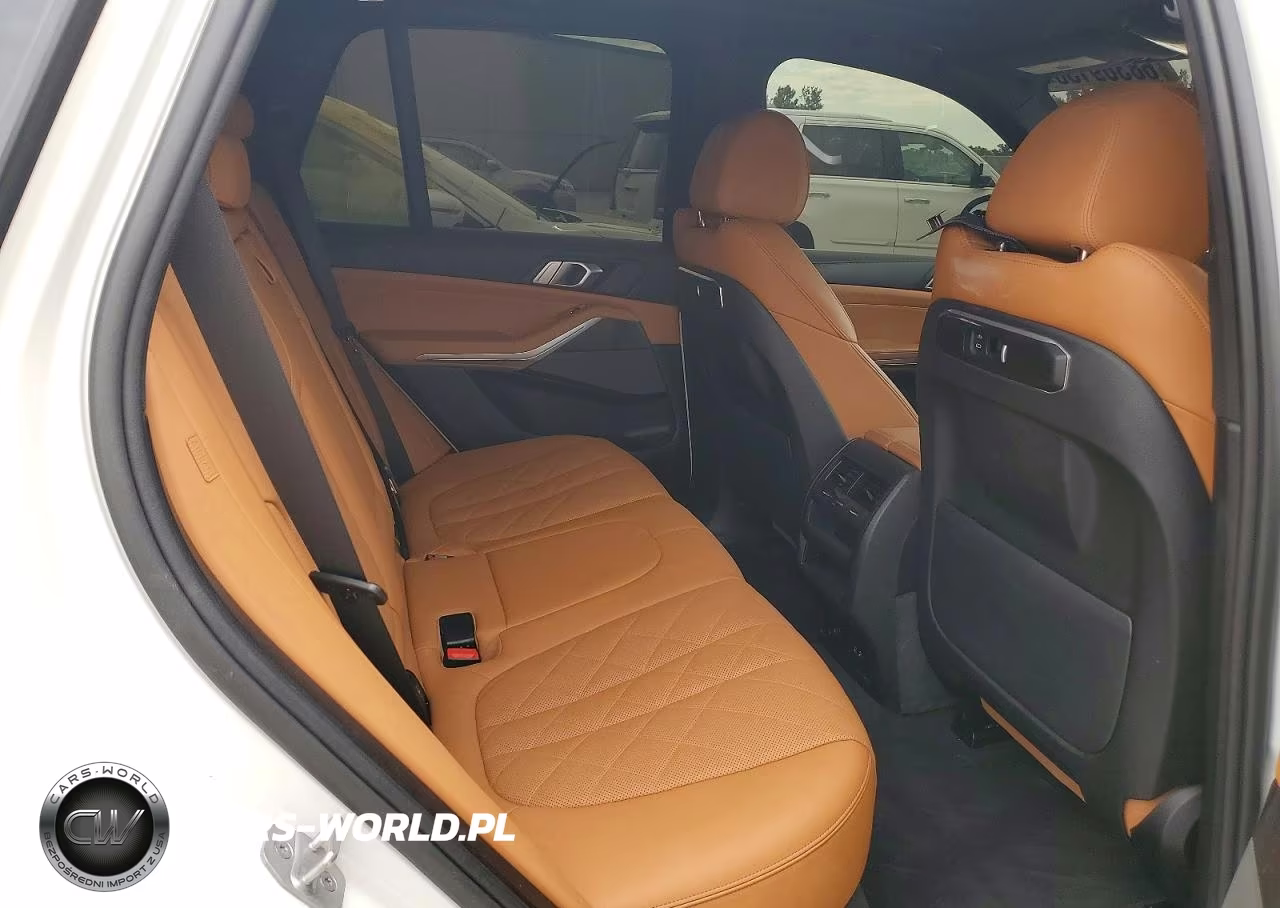 2024 BMW X5 xDrive40I VIN:5UX23EU04R9V13556 - 11