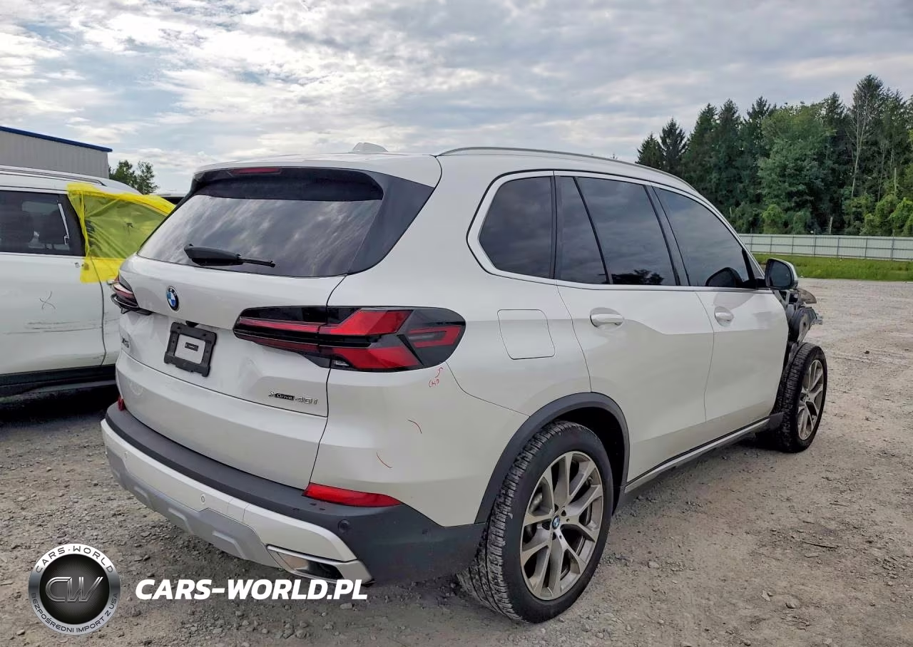 2024 BMW X5 xDrive40I VIN:5UX23EU04R9V13556 - 3