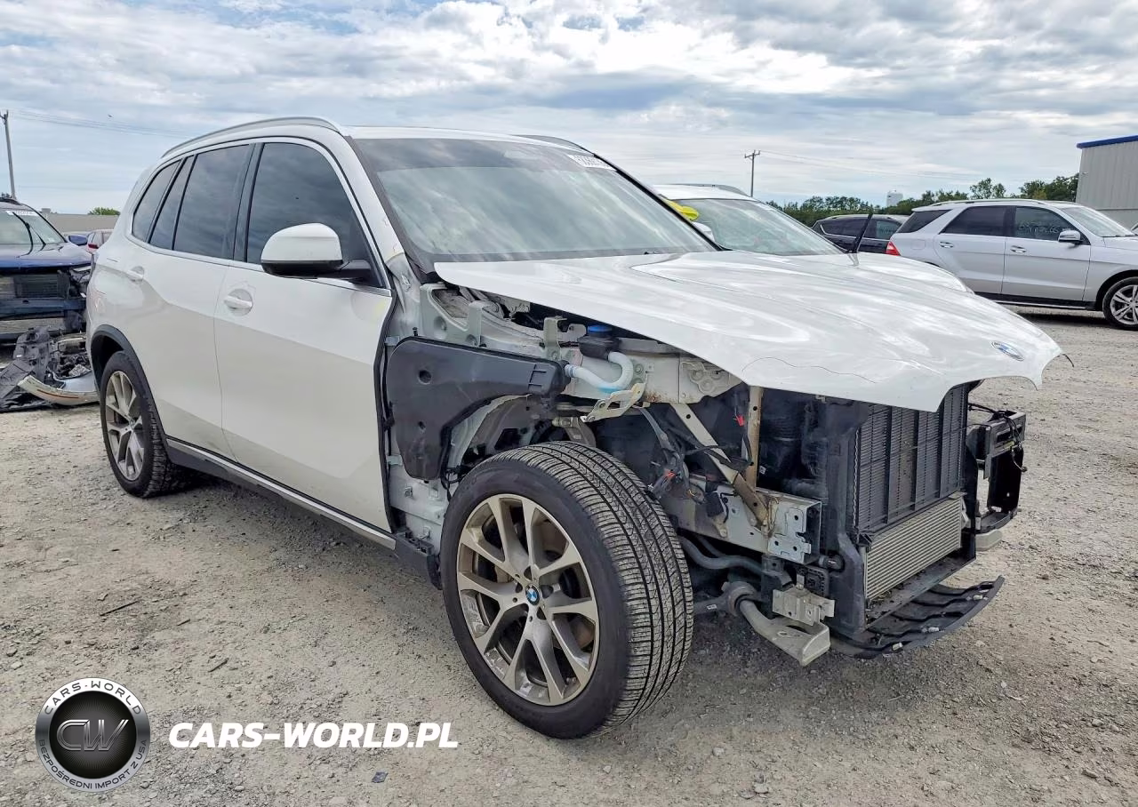 2024 BMW X5 xDrive40I VIN:5UX23EU04R9V13556 - 4