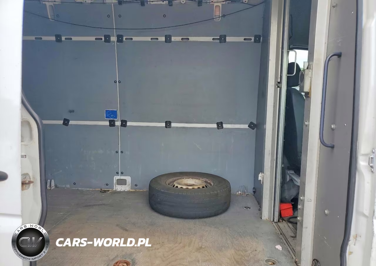 2012 Mercedes-Benz Sprinter 2500 VIN:WD3PE8CB8C5684809 - 11