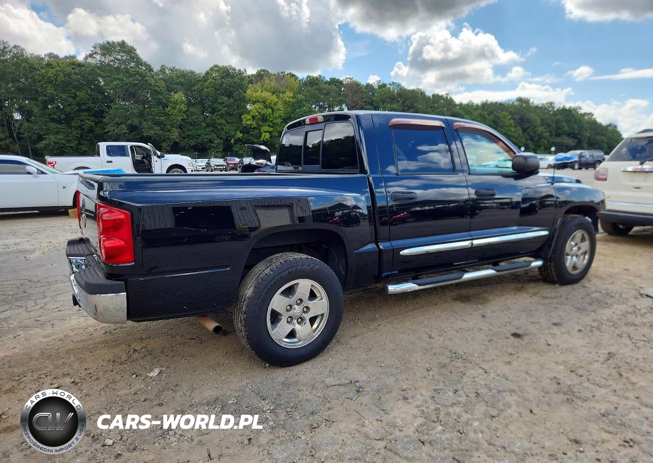 2005 Dodge Dakota Quad Laramie VIN:1D7HE58NX5S230504 - 3