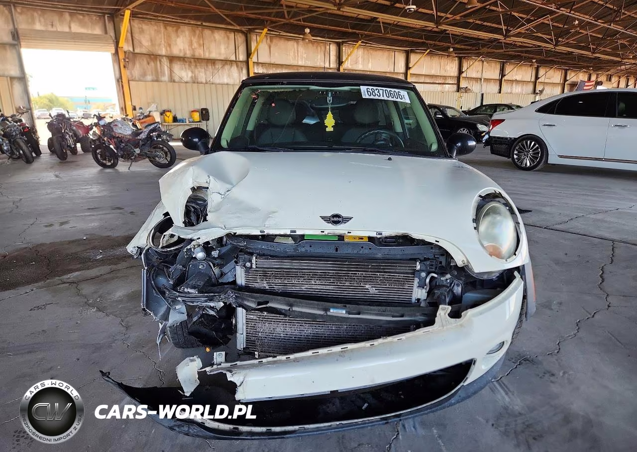 2011 Mini Cooper VIN:WMWSU3C50BT094983 - 5