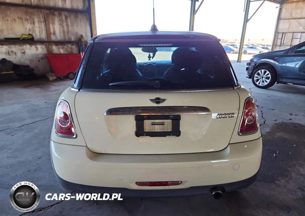 2011 Mini Cooper VIN:WMWSU3C50BT094983 - 6