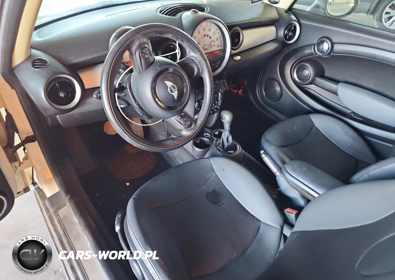 2011 Mini Cooper VIN:WMWSU3C50BT094983 - 8