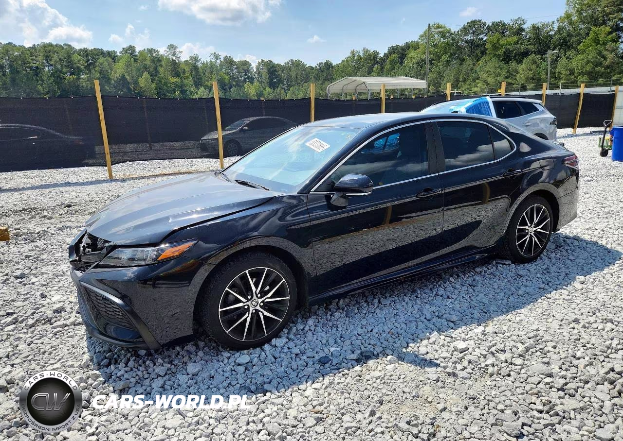 2022 Toyota Camry Se – zdjęcie 1 z 12