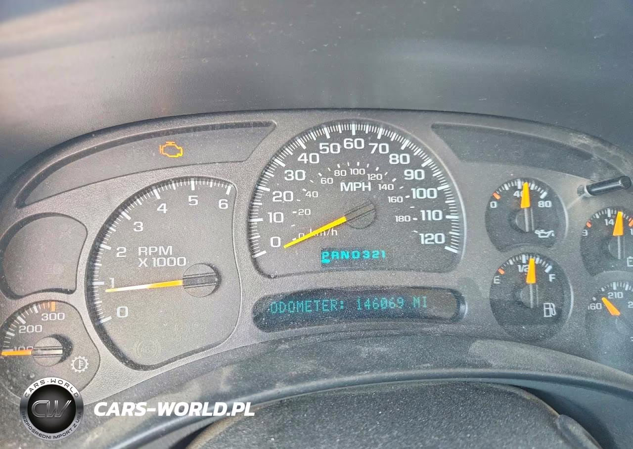 2004 GMC Sierra K2500 Heavy Duty VIN:1GTHK29U04E224411 - 9