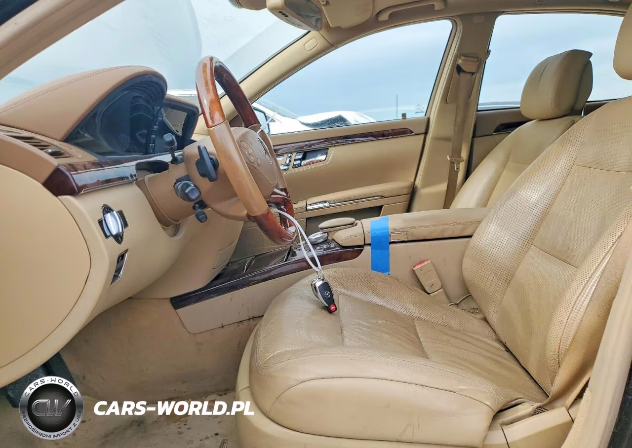 2010 Mercedes-Benz S 550 VIN:WDDNG7BB9AA313154 - 7