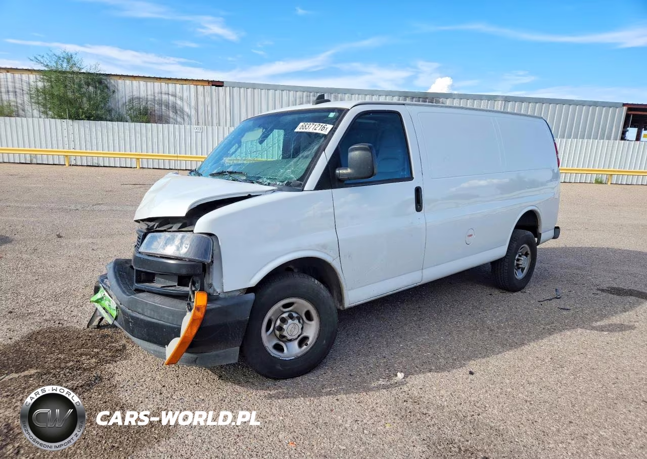 2020 Chevrolet Express G2500 Delivery Van – zdjęcie 1 z 13