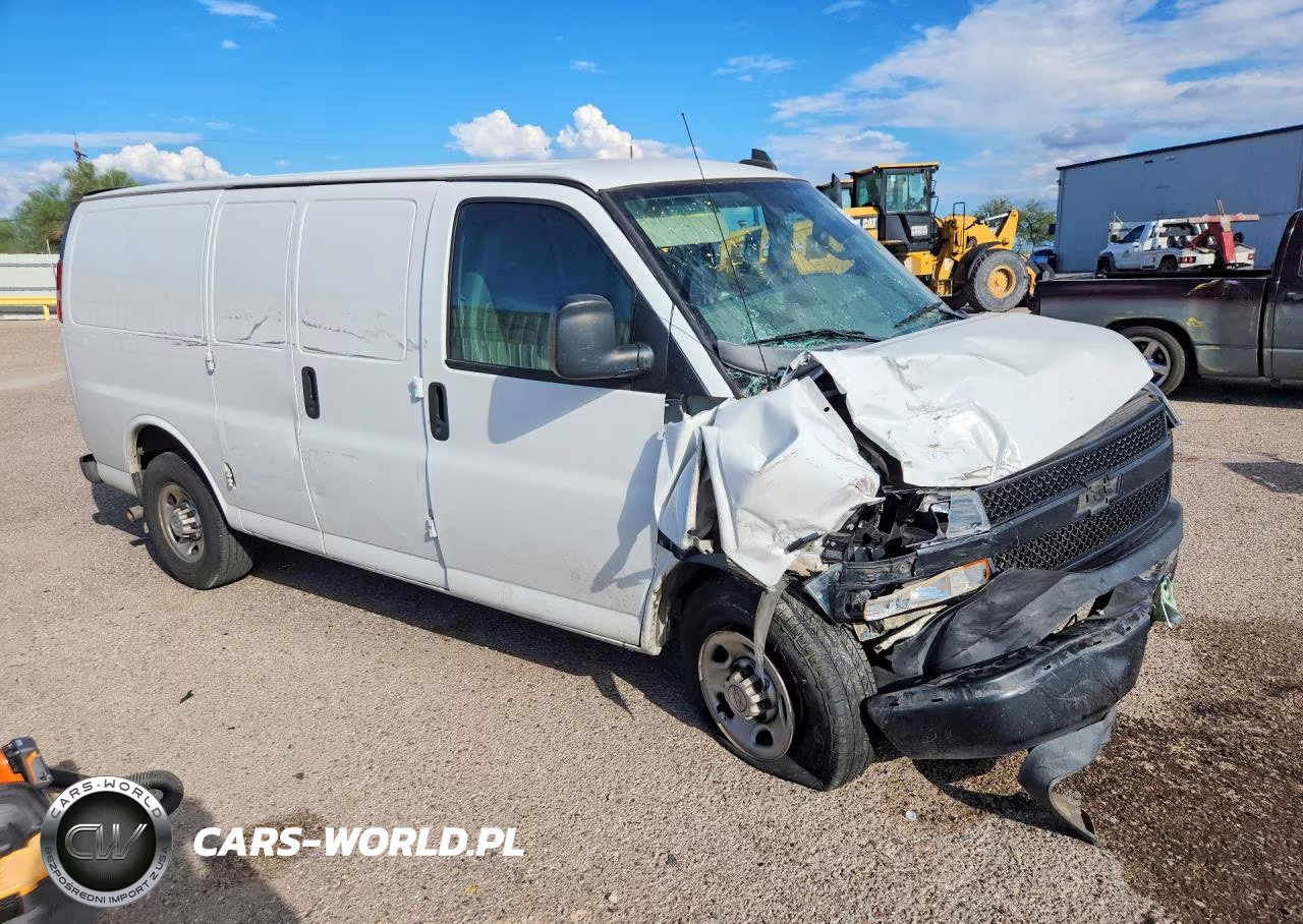 2020 Chevrolet Express G2500 Delivery Van VIN:1GCWGAFP5L1129091 - 4