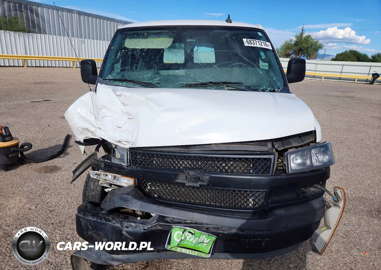 2020 Chevrolet Express G2500 Delivery Van VIN:1GCWGAFP5L1129091 - 5