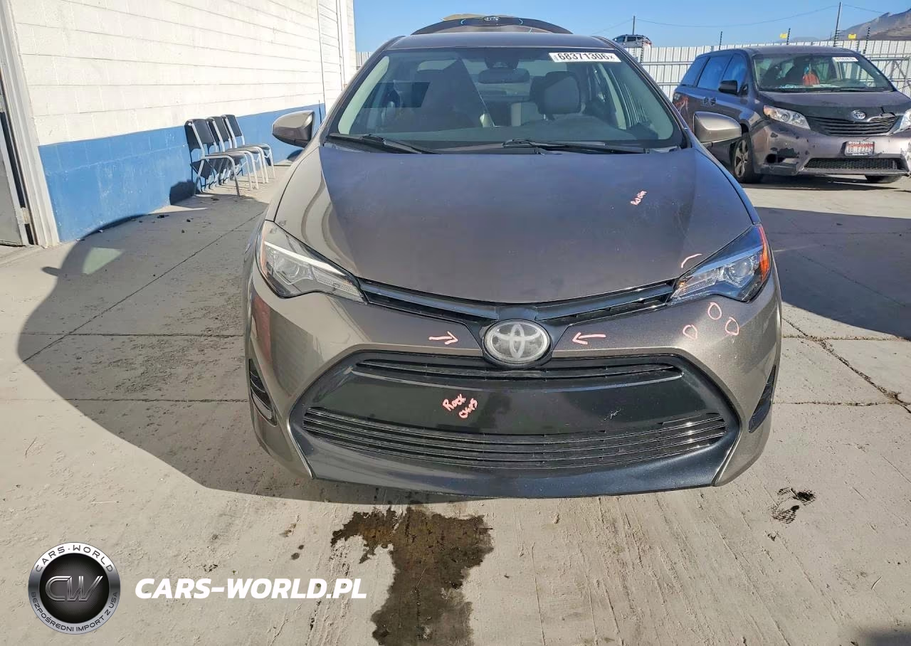 2017 Toyota Corolla Le VIN:2T1BURHE6HC959874 - 5