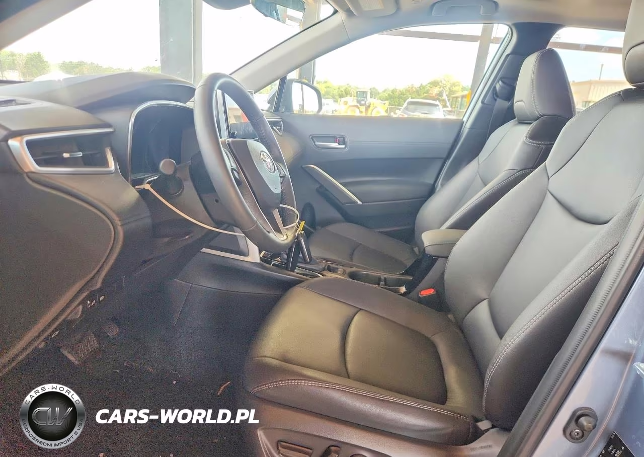 2024 Toyota Corolla Cross Xle VIN:7MUDAAAG1RV085981 - 7
