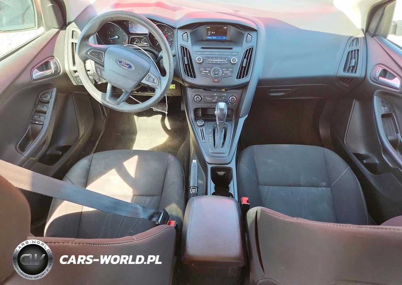 2016 Ford Focus Se VIN:1FADP3K25GL222402 - 8