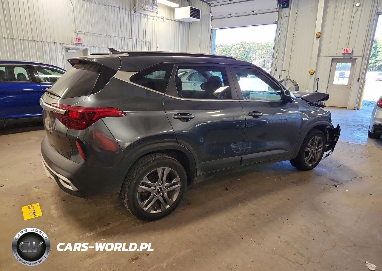2022 Kia Seltos S VIN:KNDEUCAA8N7279747 - 3