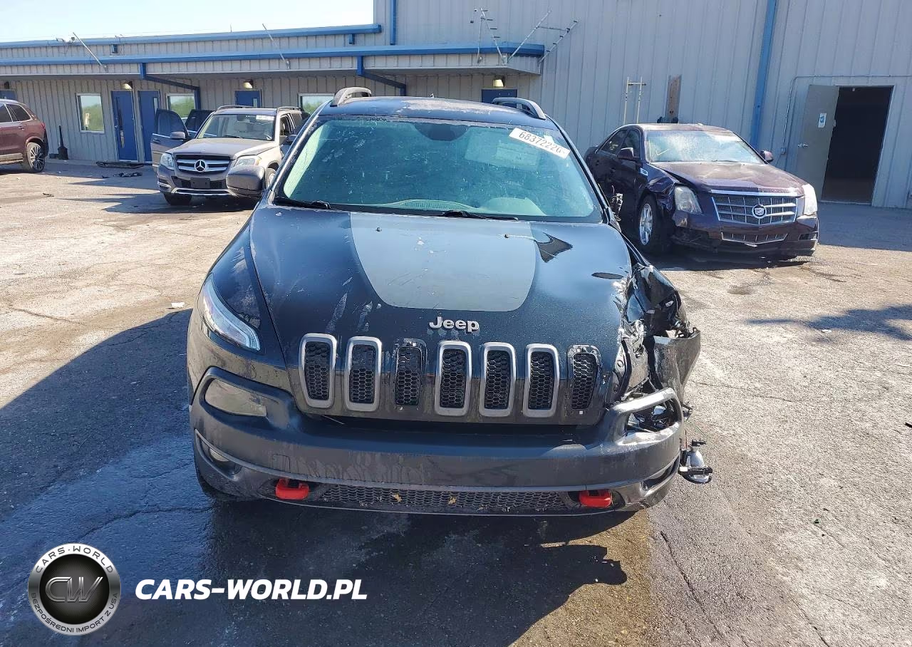 2016 Jeep Cherokee Trailhawk VIN:1C4PJMBSXGW194545 - 5