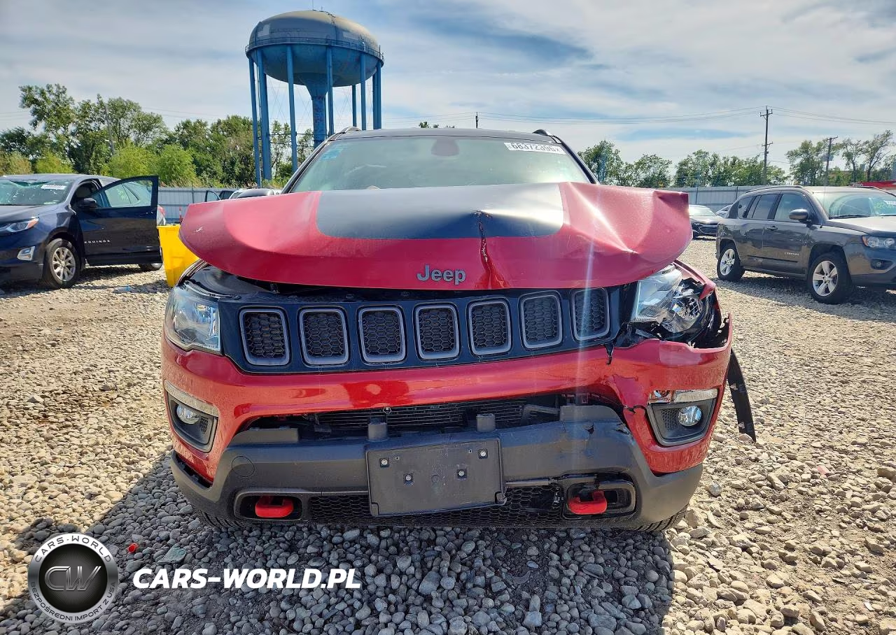 2019 Jeep Compass Trailhawk VIN:3C4NJDDB8KT744070 - 5
