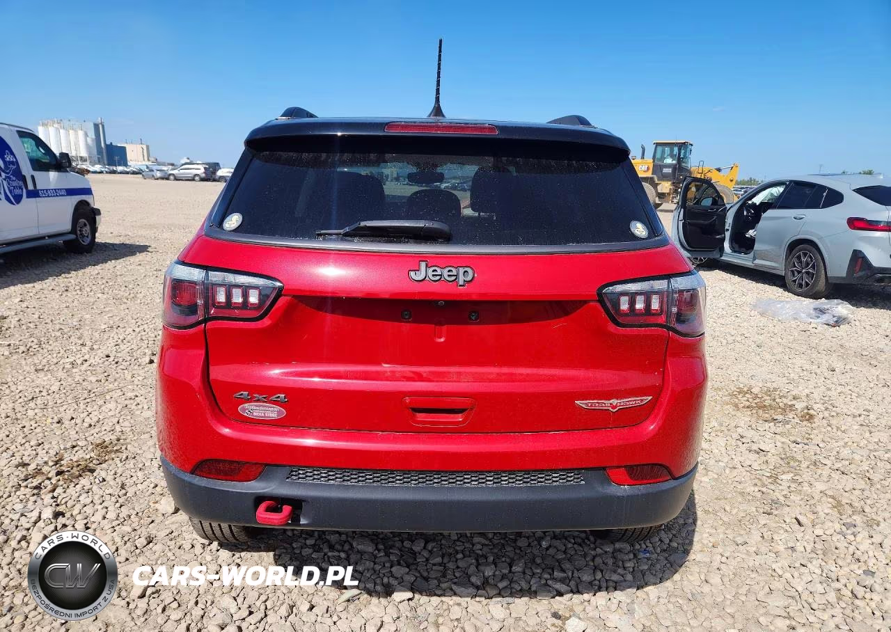 2019 Jeep Compass Trailhawk VIN:3C4NJDDB8KT744070 - 6