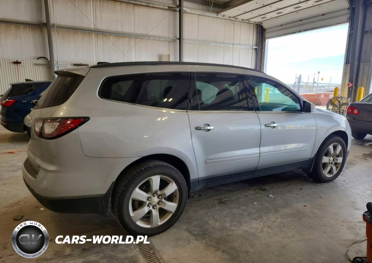 2017 Chevrolet Traverse Lt VIN:1GNKVGKD1HJ114833 - 3