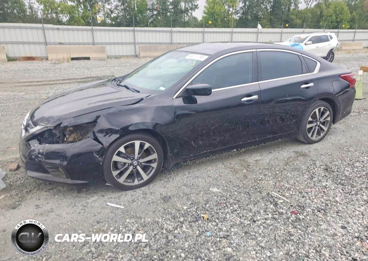 2017 Nissan Altima 2.5 Sr VIN:1N4AL3AP8HN360579 - 1