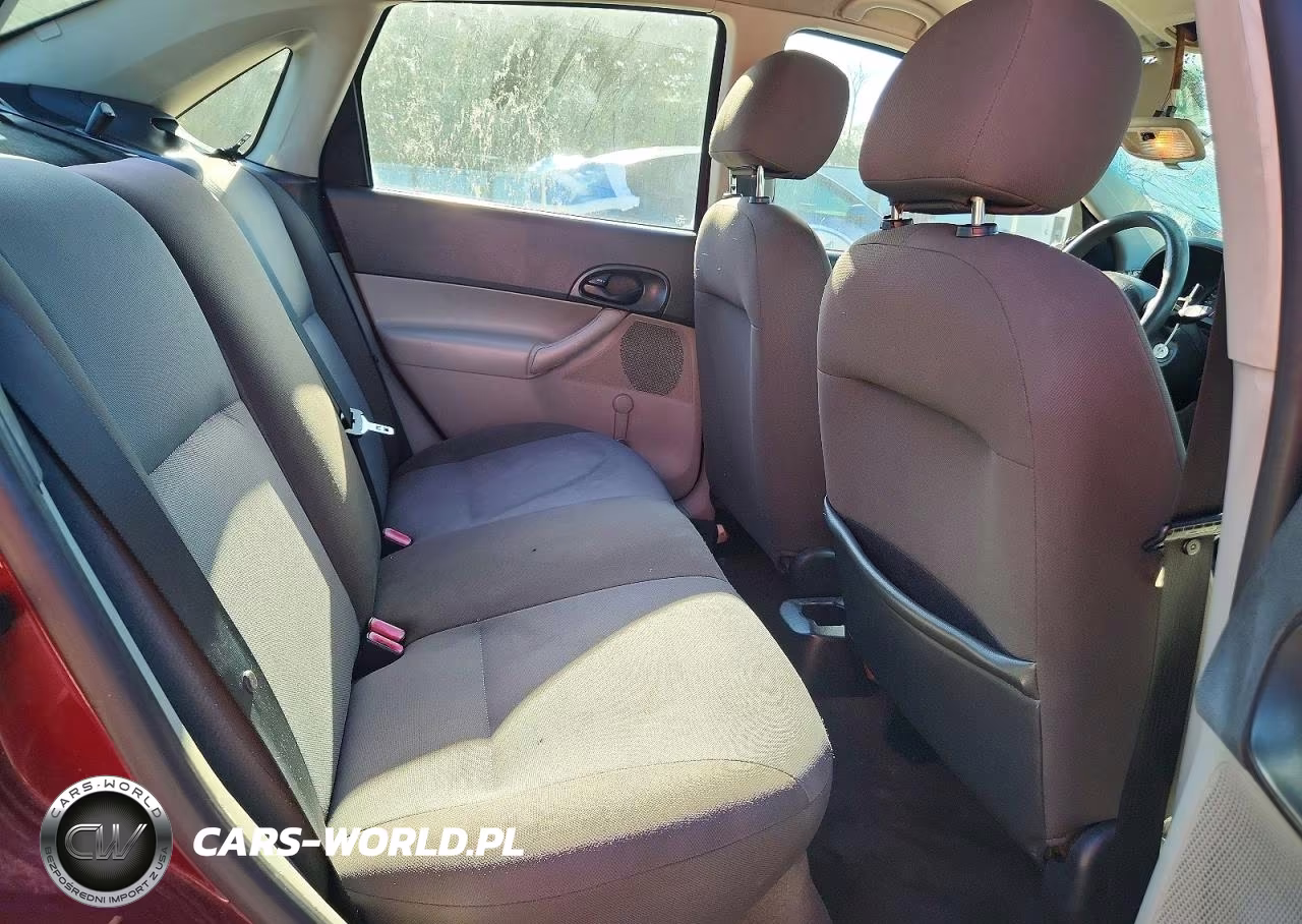 2007 Ford Focus Zx4 VIN:1FAFP34N27W353513 - 10