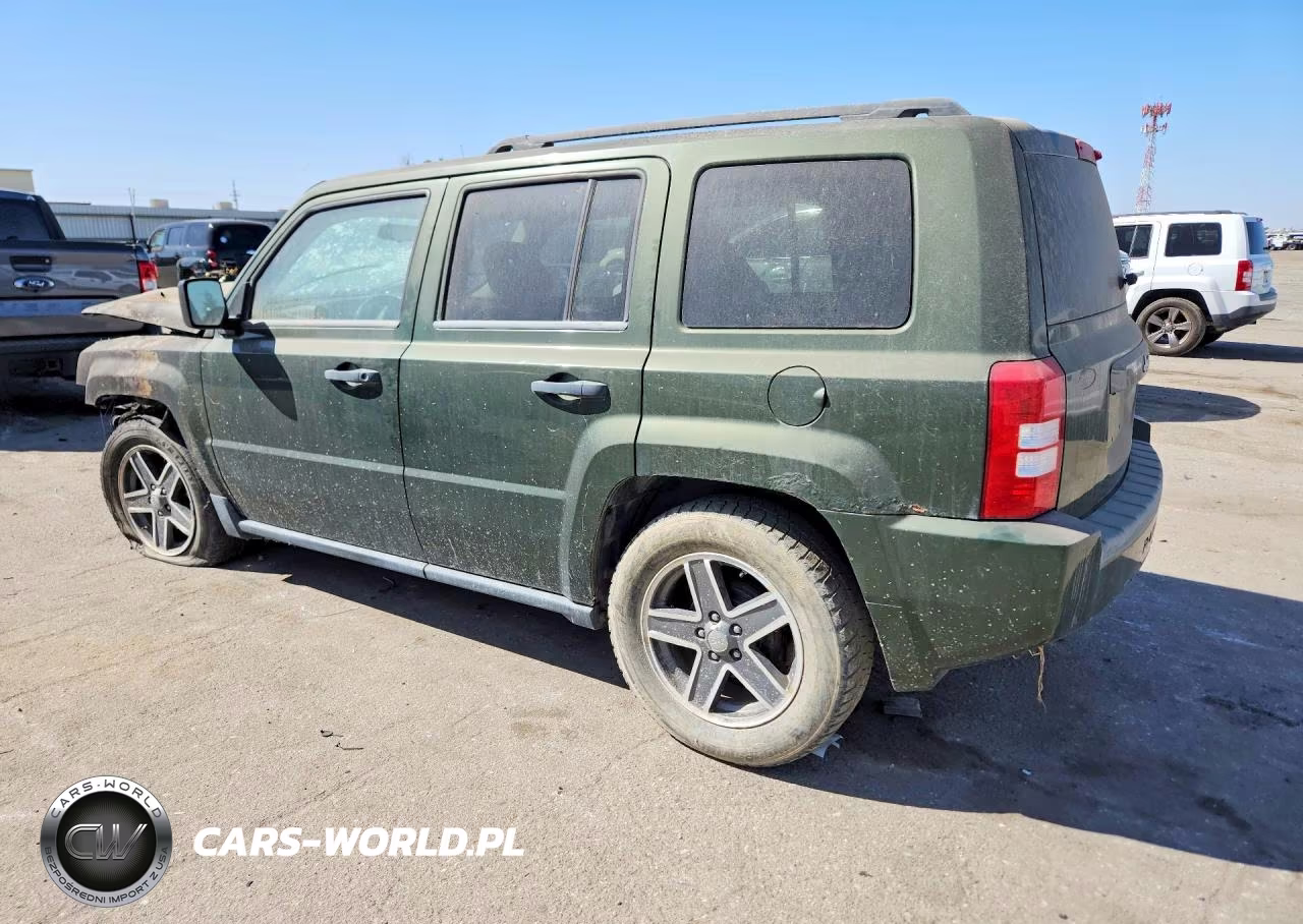 2008 Jeep Patriot Sport VIN:1J8FT28W48D732411 - 2