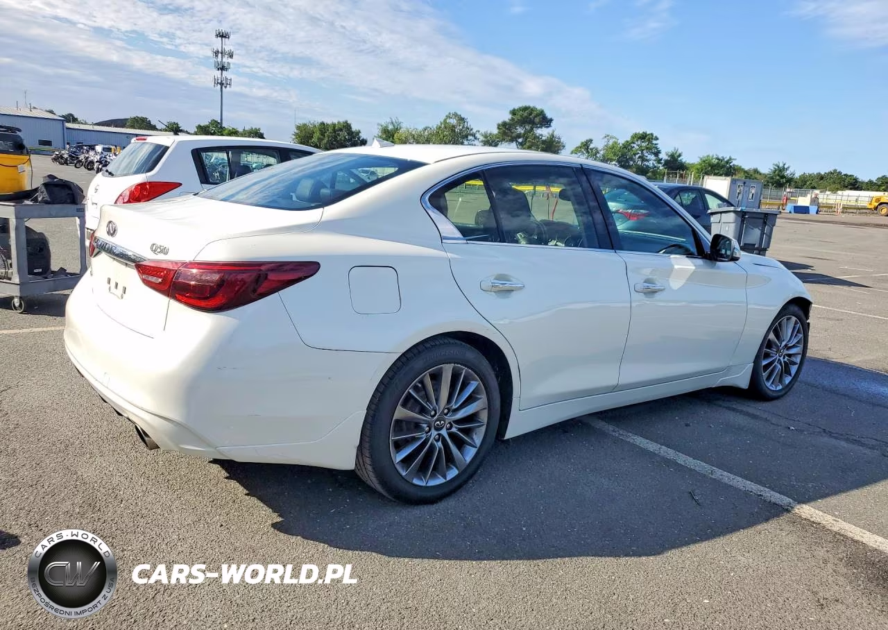 2018 Infiniti Q50 3.0T Luxe VIN:JN1EV7AR5JM443934 - 3