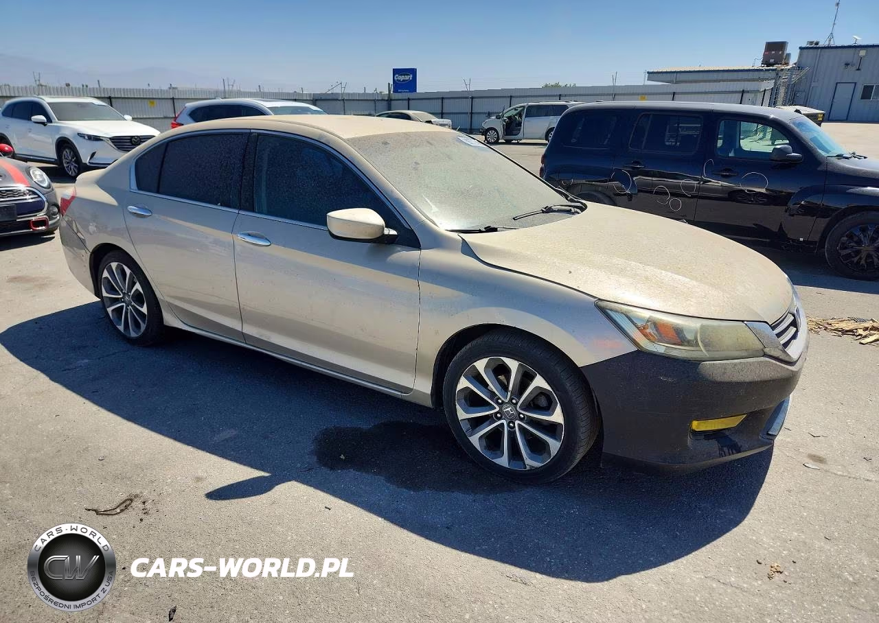 2015 Honda Accord Sport VIN:1HGCR2F5XFA208201 - 4