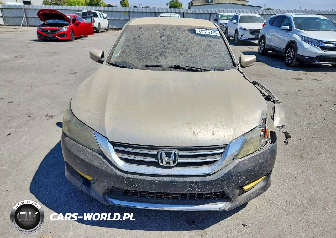 2015 Honda Accord Sport VIN:1HGCR2F5XFA208201 - 5