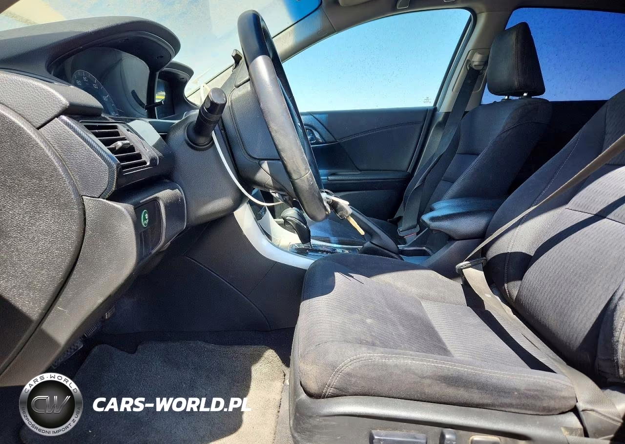 2015 Honda Accord Sport VIN:1HGCR2F5XFA208201 - 7