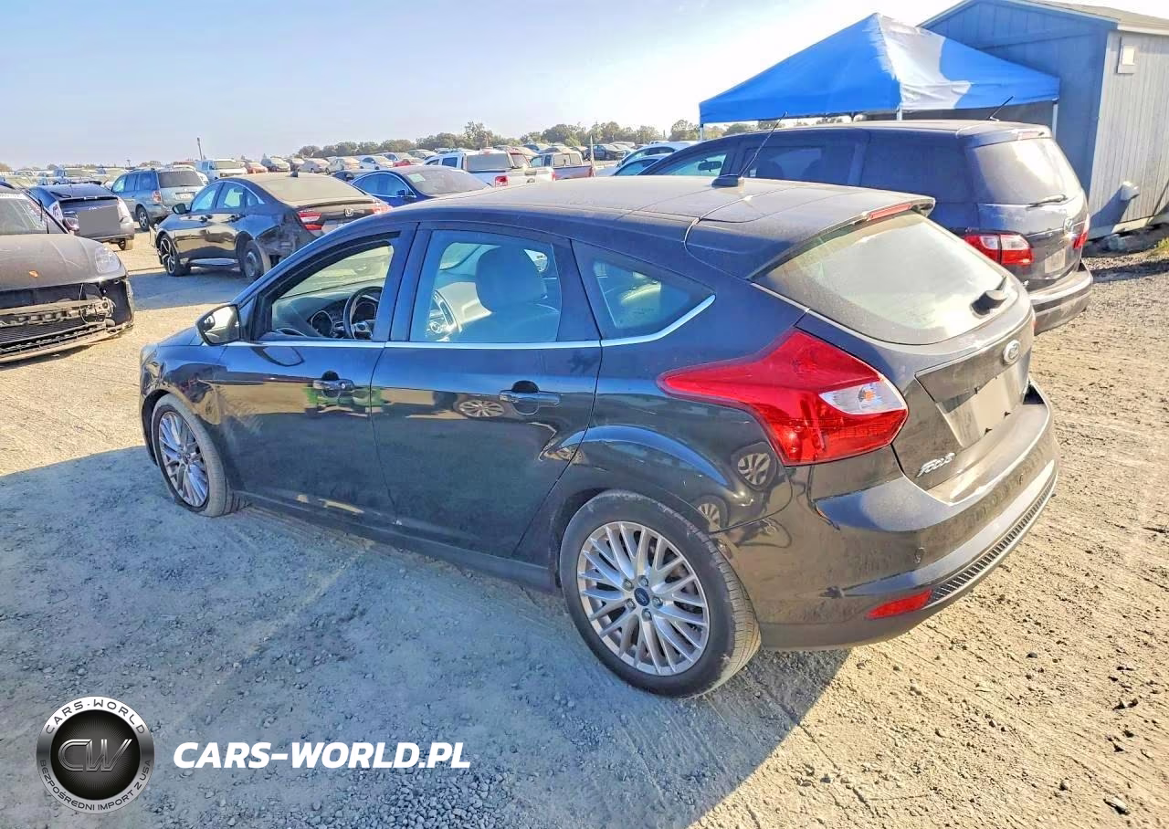 2013 Ford Focus Titanium VIN:1FADP3N28DL211286 - 2