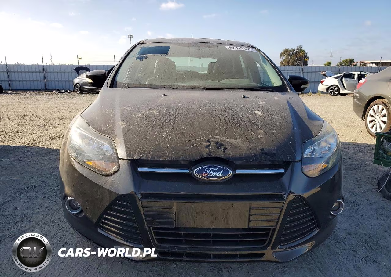 2013 Ford Focus Titanium VIN:1FADP3N28DL211286 - 5