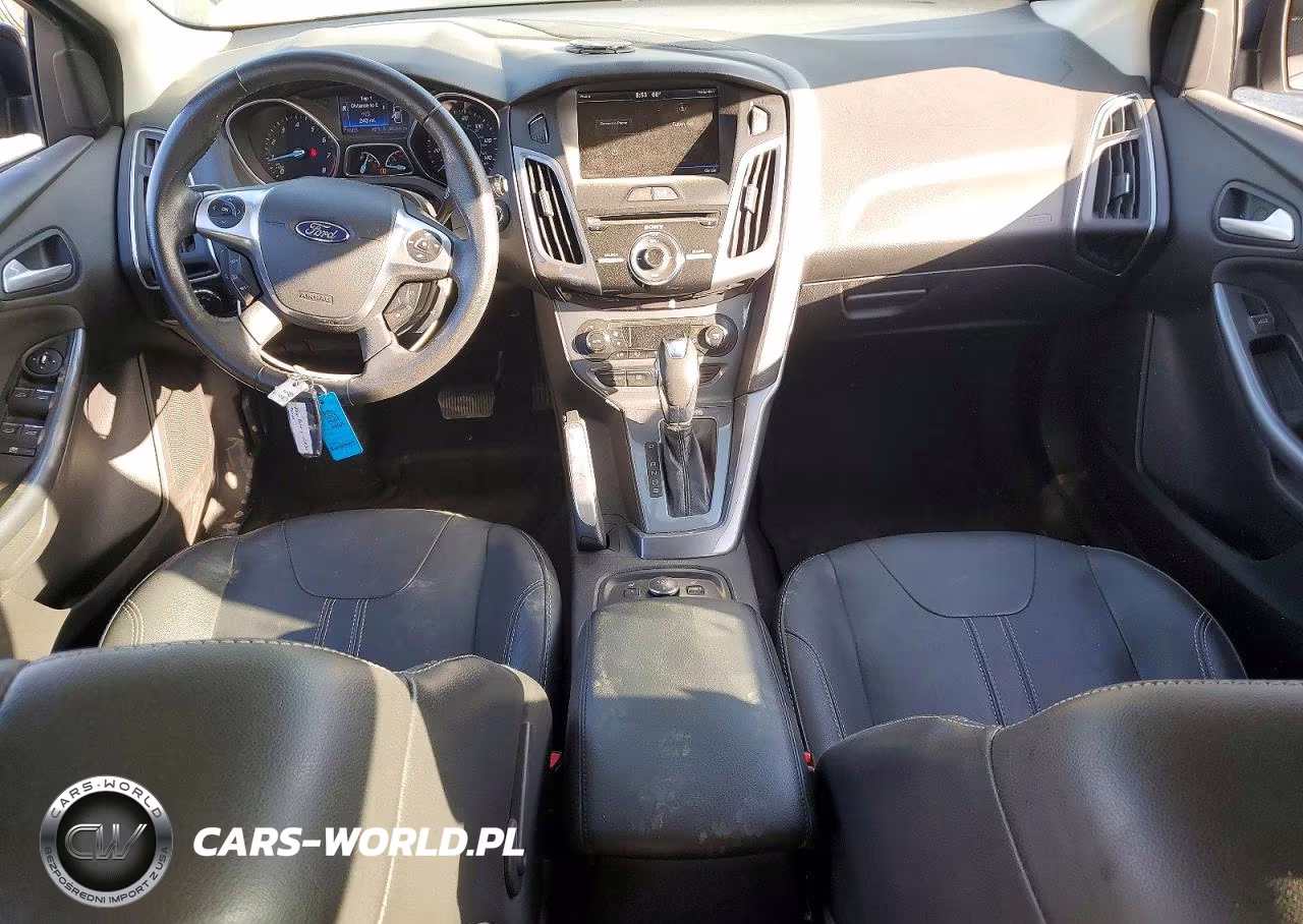 2013 Ford Focus Titanium VIN:1FADP3N28DL211286 - 8