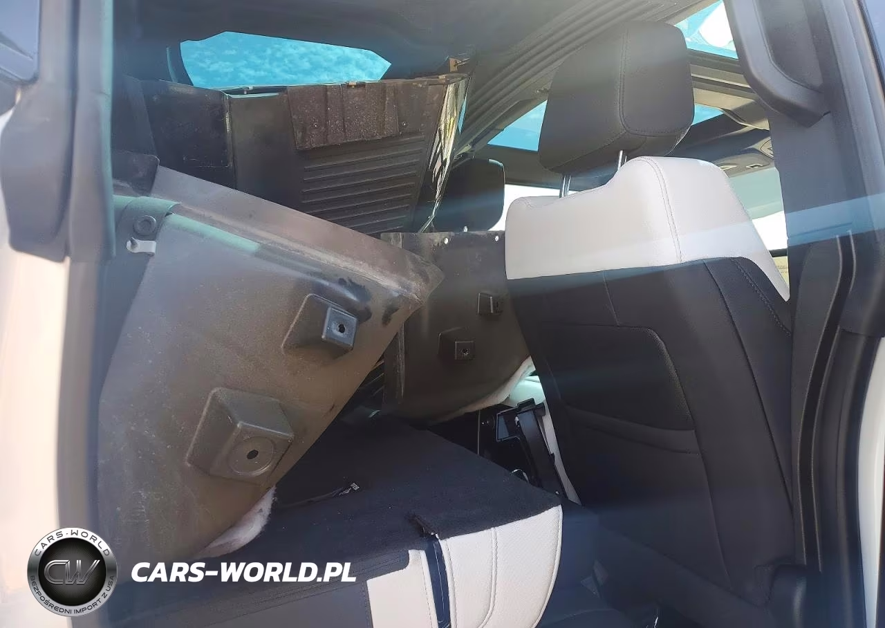 2024 GMC Hummer Suv 2X VIN:1GKB0NDE3RU106710 - 10