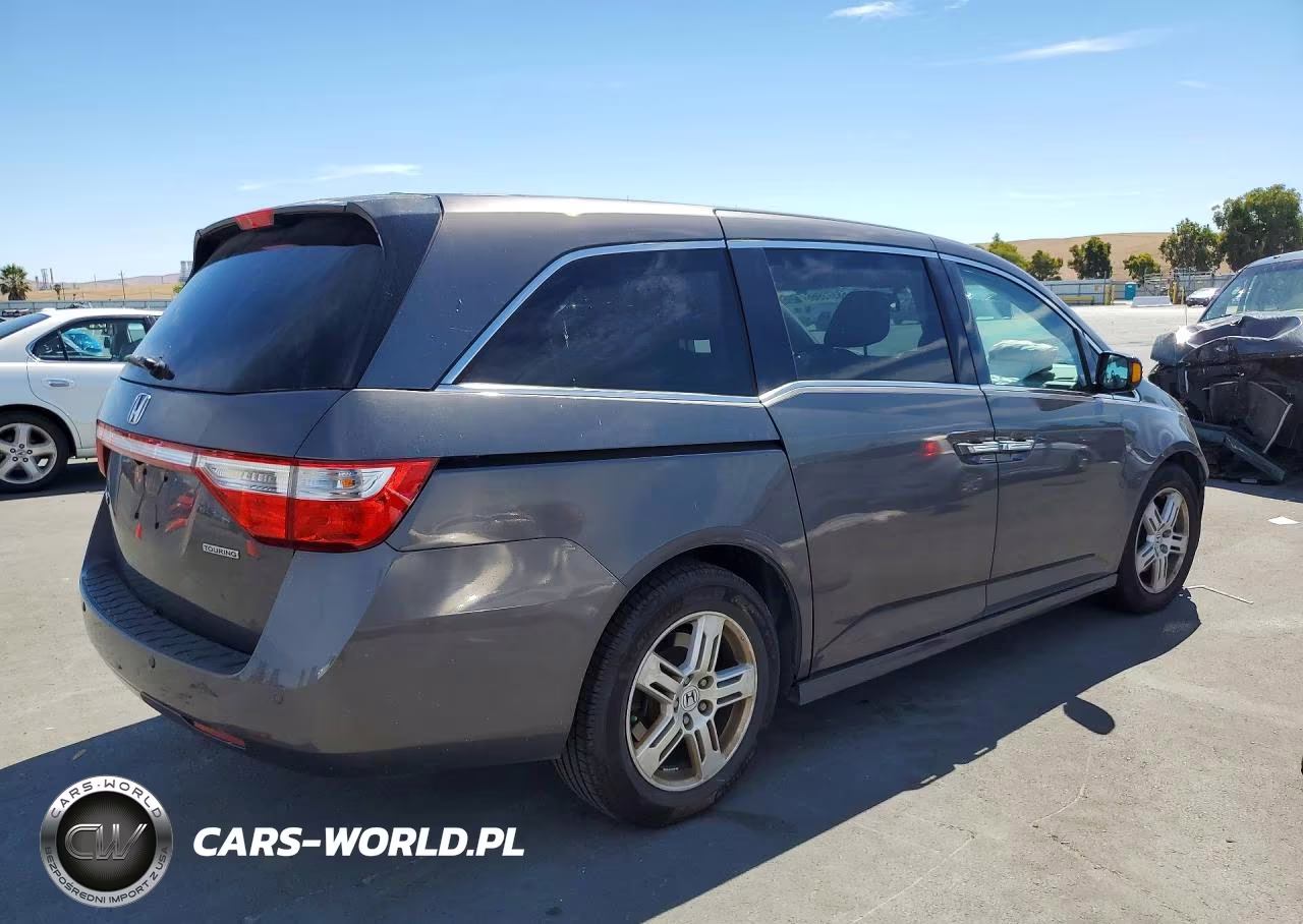 2012 Honda Odyssey Touring VIN:5FNRL5H97CB087772 - 3