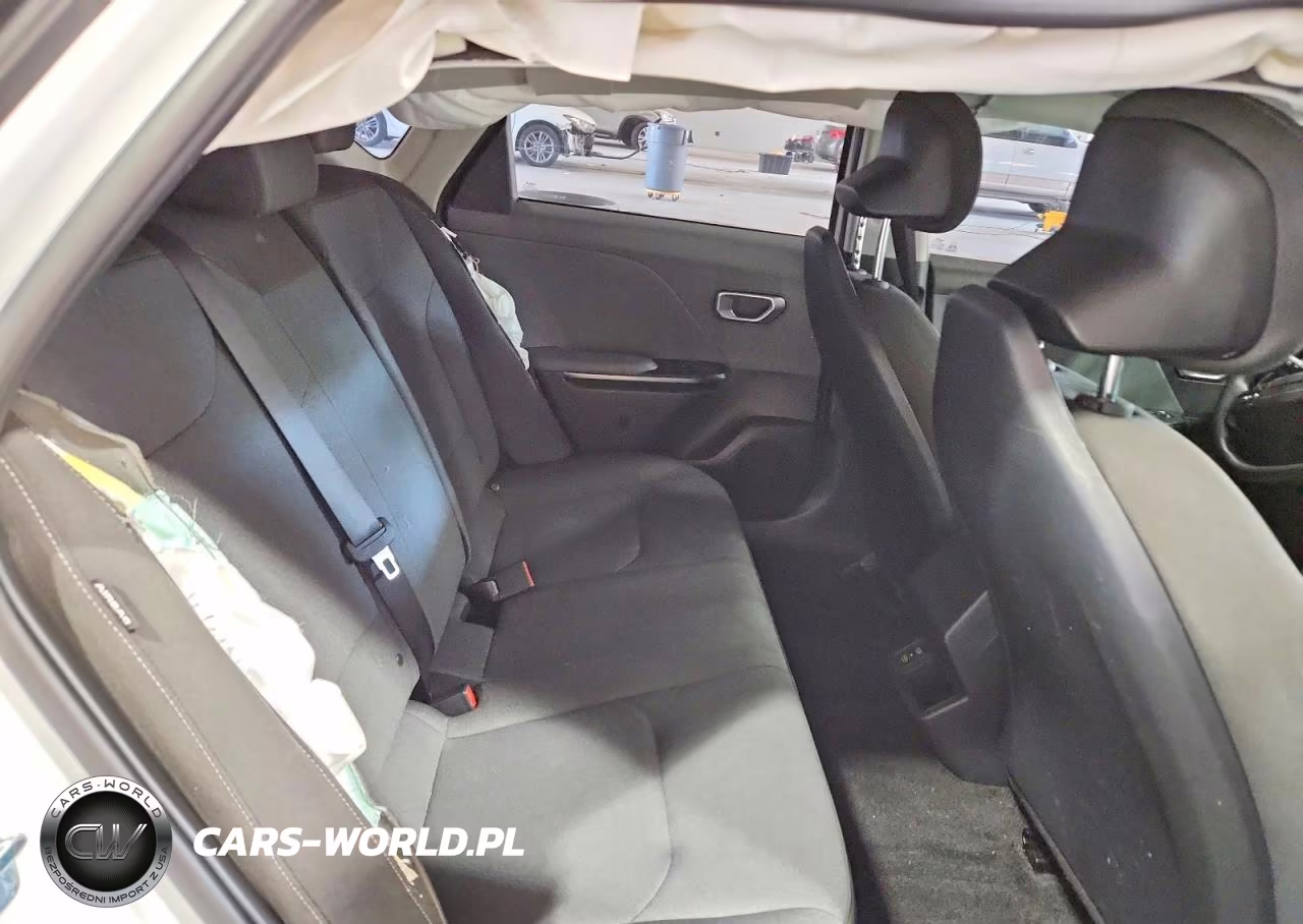 2026 Kia K4 Lxs VIN:3KPFT4DE1TE368617 - 10
