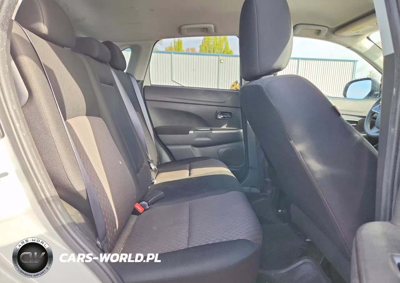 2019 Mitsubishi Outlander Sport Es VIN:JA4AP3AU2KU006469 - 11