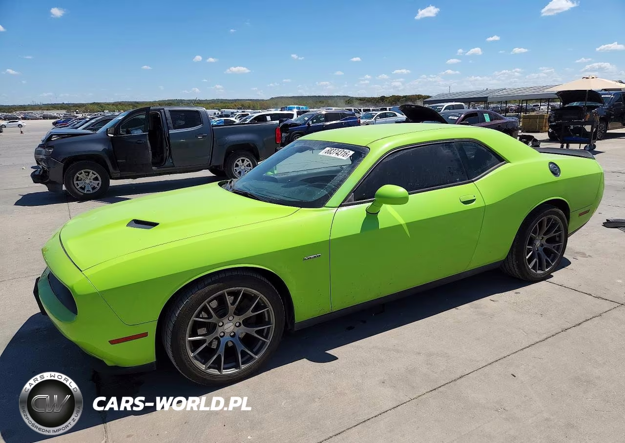 2015 Dodge Challenger Sxt VIN:2C3CDZAT8FH761351 - 1