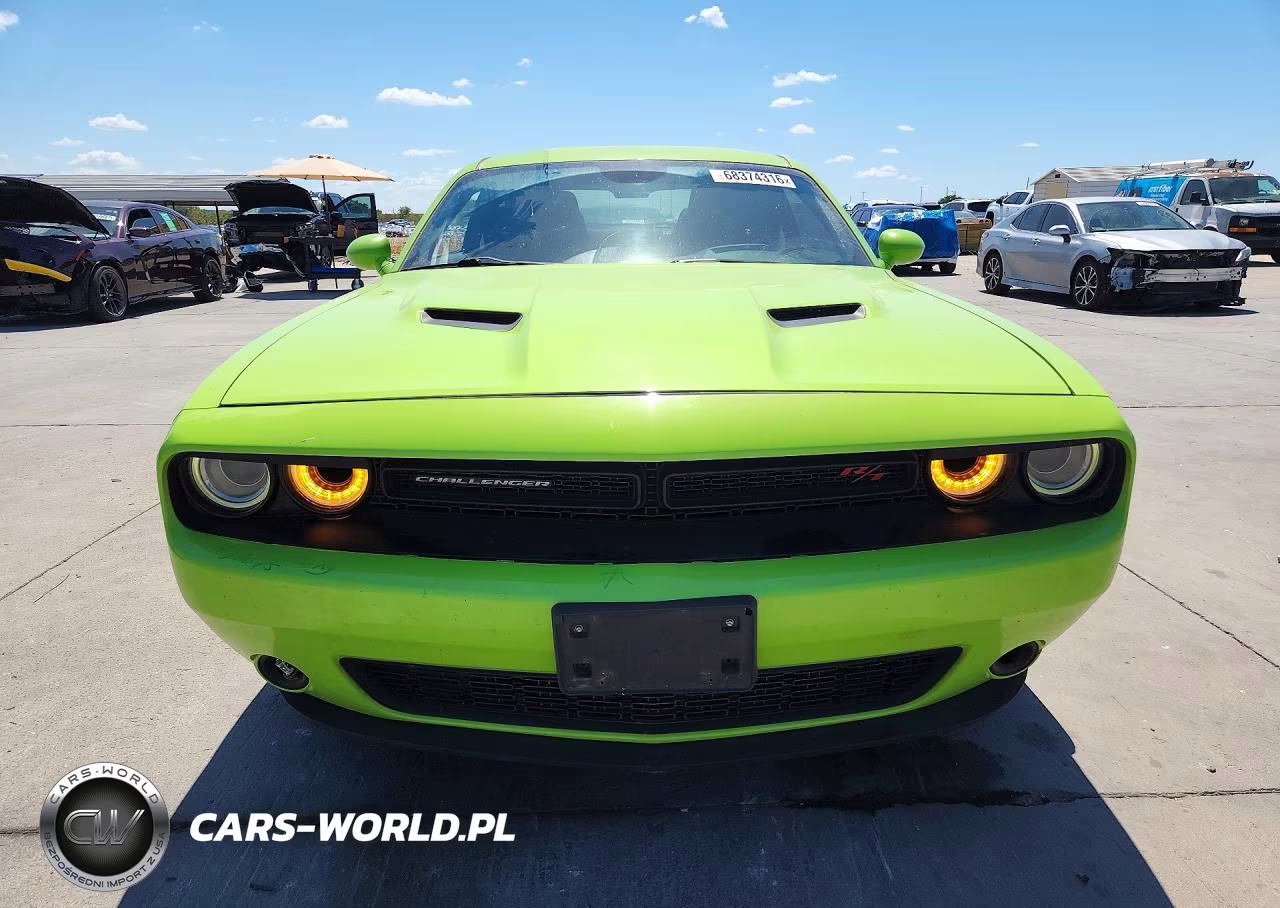 2015 Dodge Challenger Sxt VIN:2C3CDZAT8FH761351 - 5