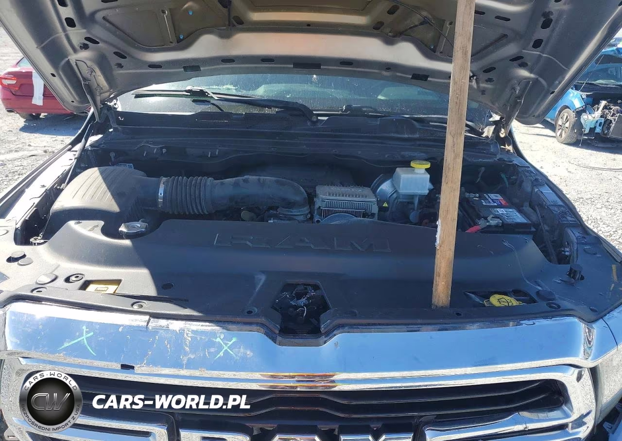 2021 Ram 1500 Laramie VIN:1C6SRFJT7MN650504 - 11