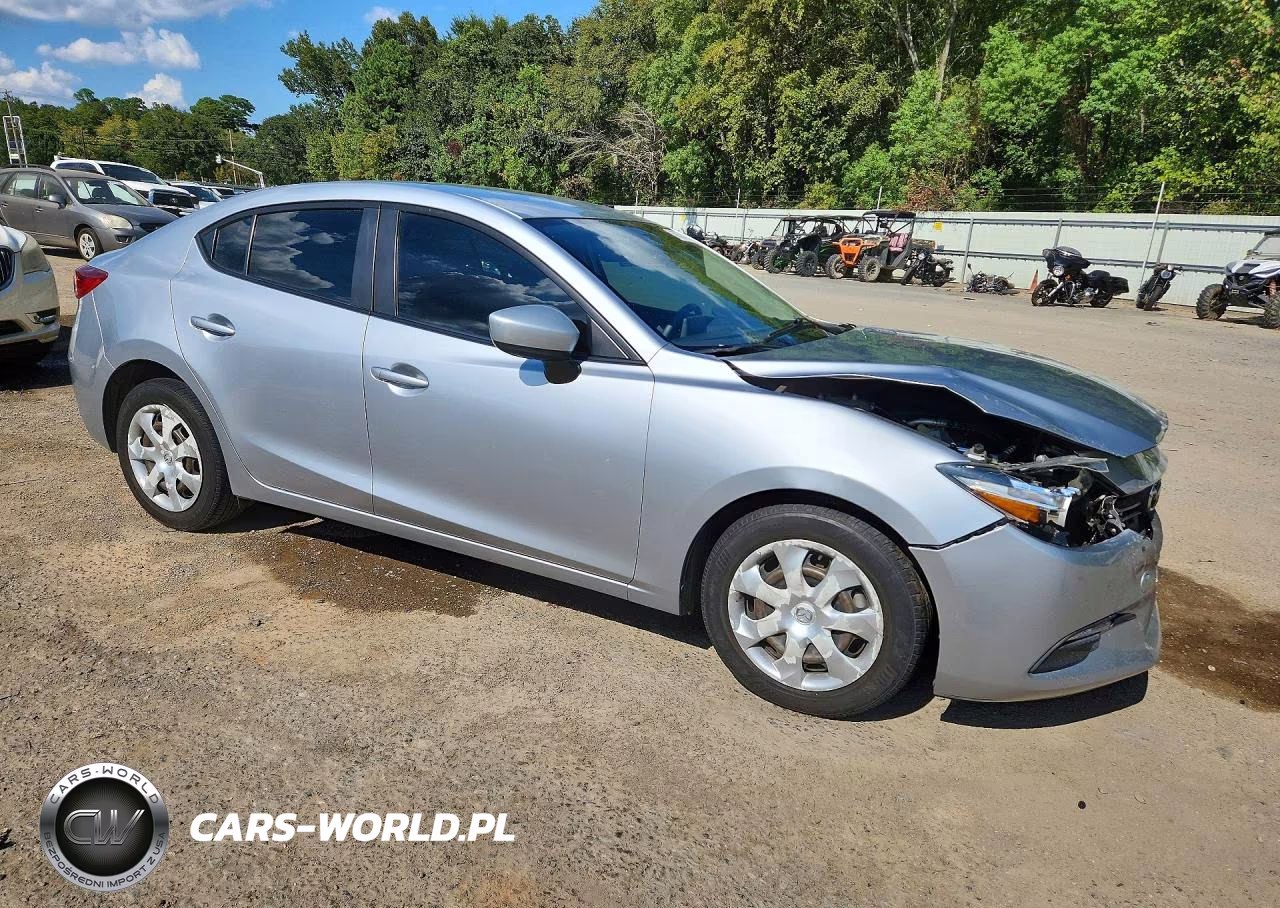 2018 Mazda 3 Sport VIN:3MZBN1U71JM258661 - 4