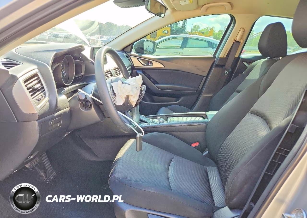 2018 Mazda 3 Sport VIN:3MZBN1U71JM258661 - 7