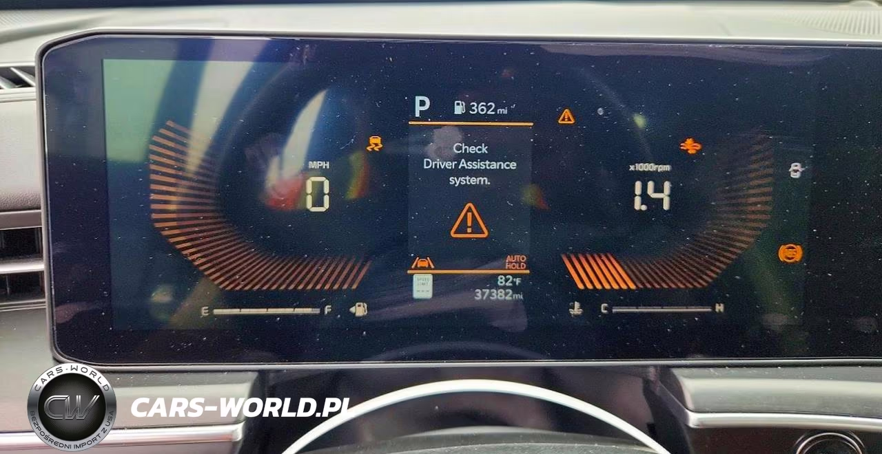 2025 Kia K5 Gt Line VIN:KNAG64J78S5361219 - 9