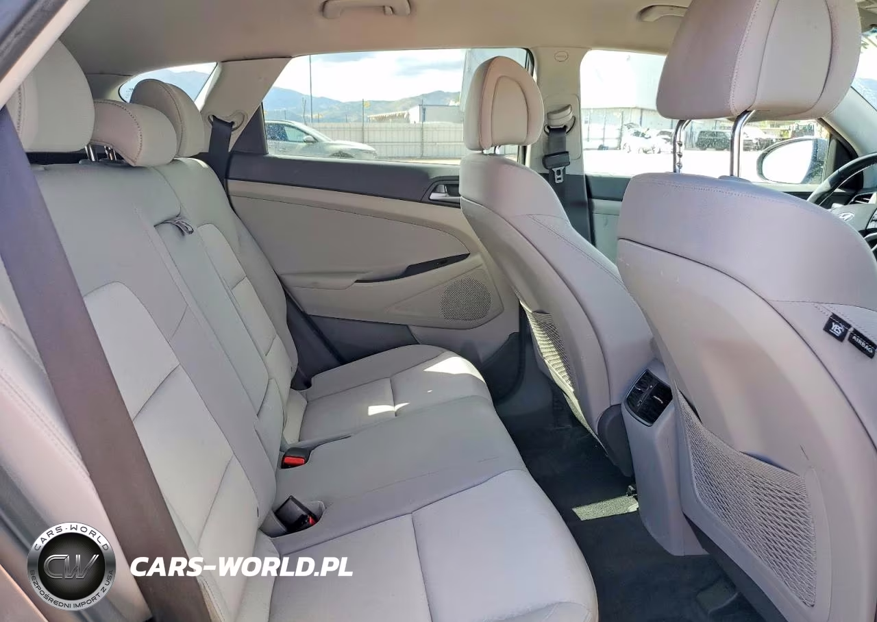 2017 Hyundai Tucson Sport VIN:KM8J3CA20HU310484 - 11