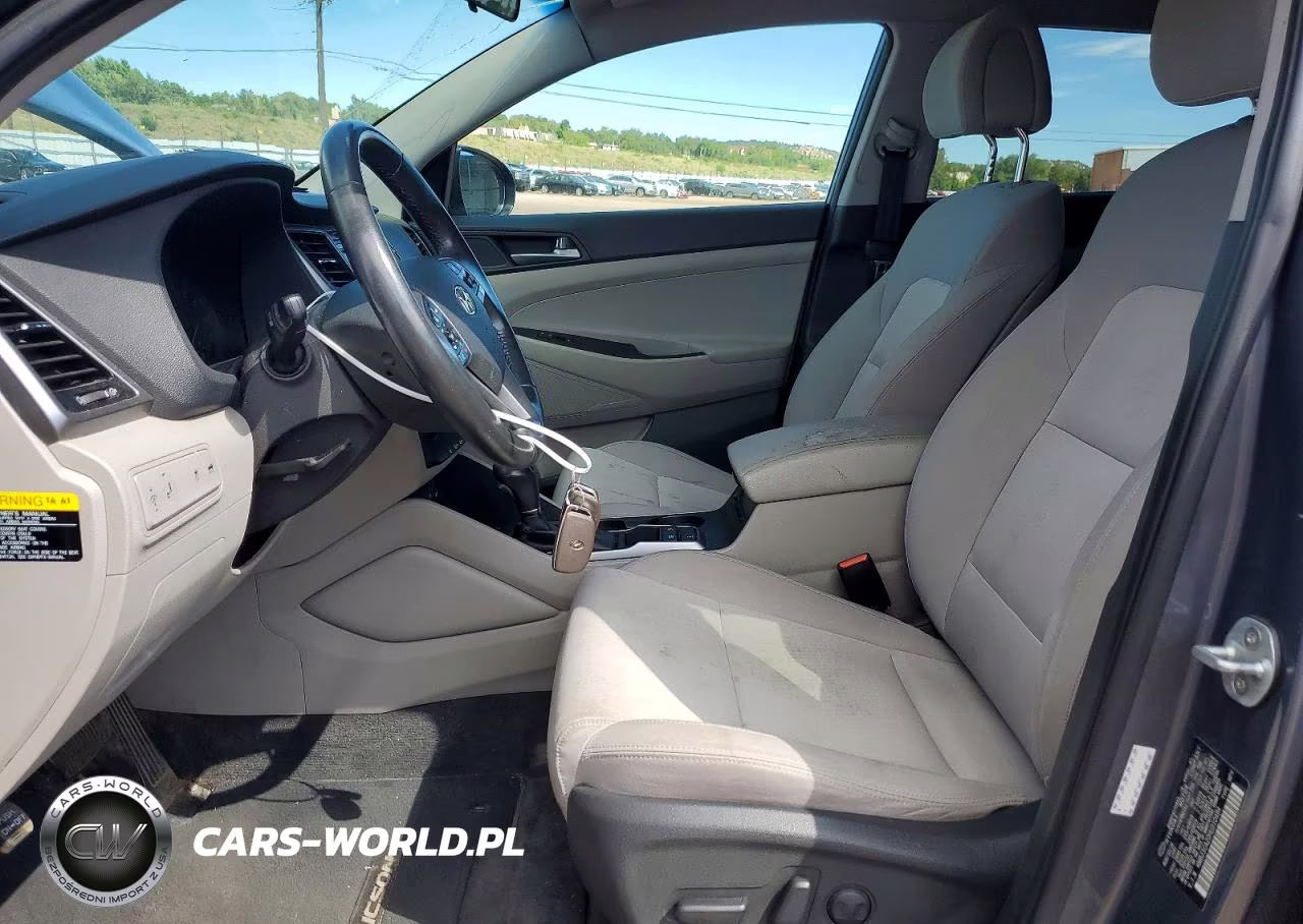 2017 Hyundai Tucson Sport VIN:KM8J3CA20HU310484 - 7