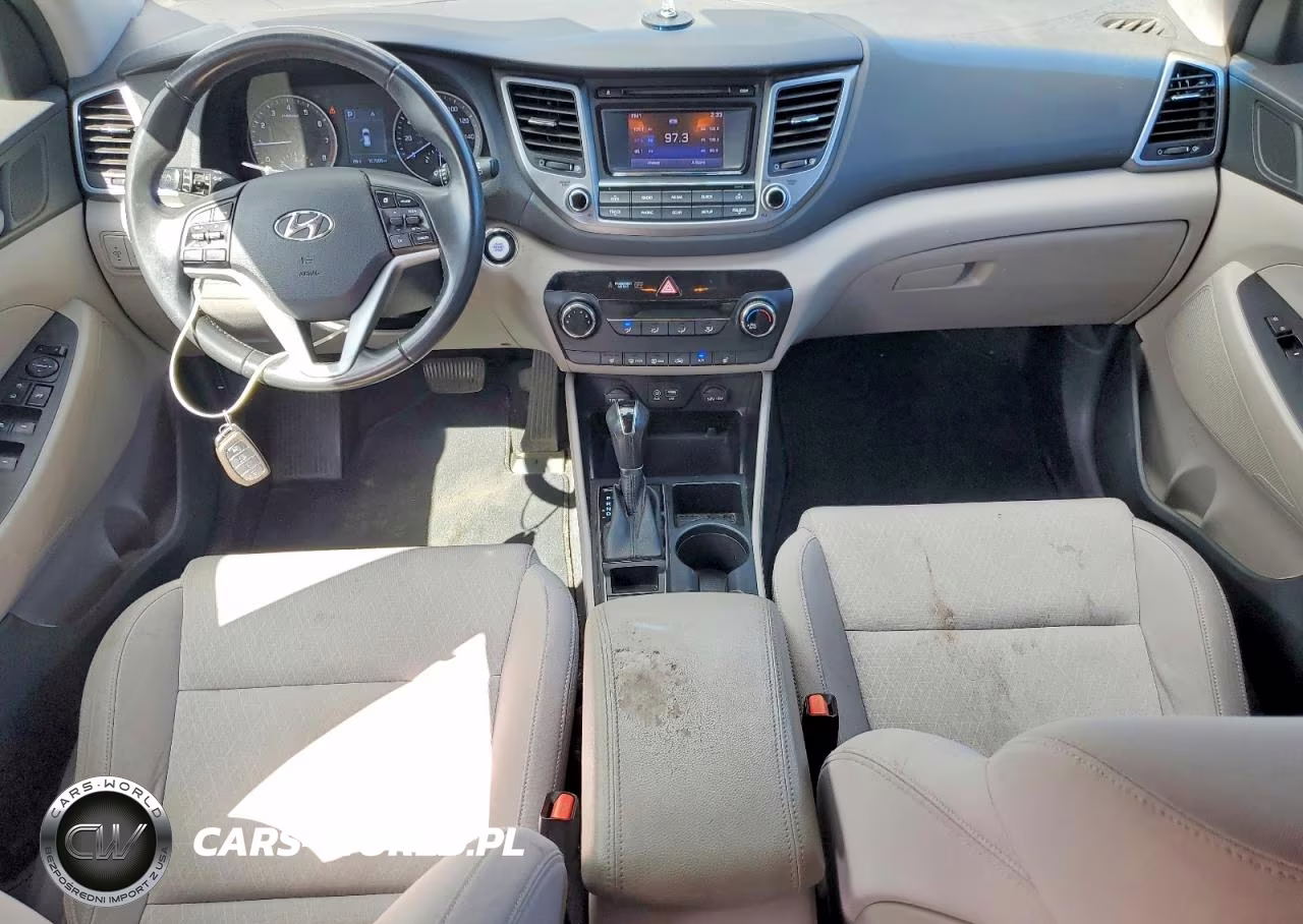 2017 Hyundai Tucson Sport VIN:KM8J3CA20HU310484 - 8