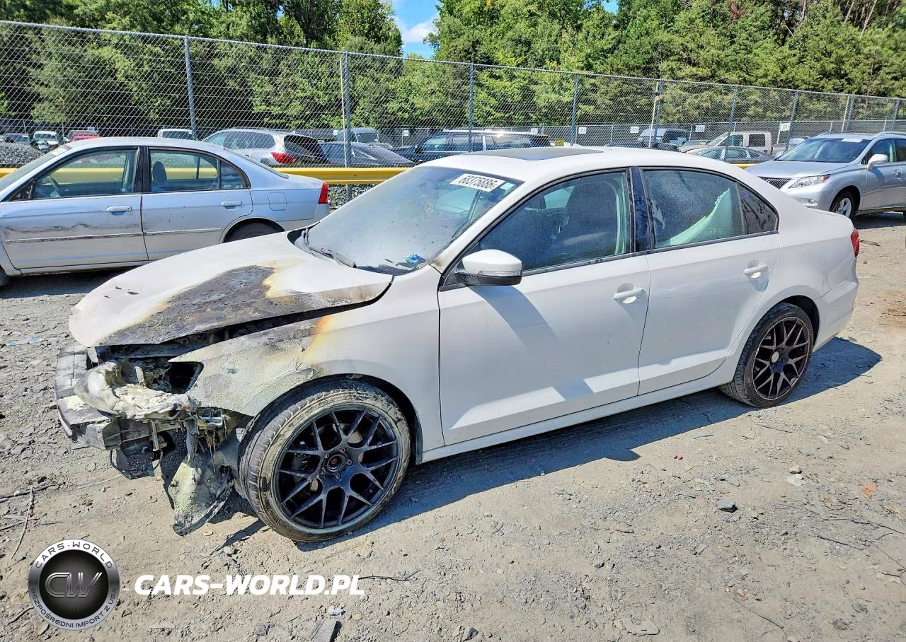 VOLKSWAGEN JETTA VIN:3VWDP7AJ5CM377161 - 1