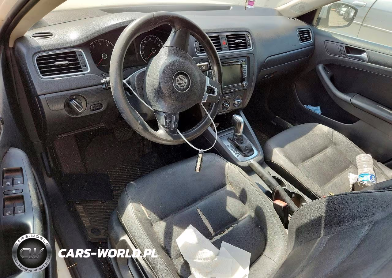 VOLKSWAGEN JETTA VIN:3VWDP7AJ5CM377161 - 8