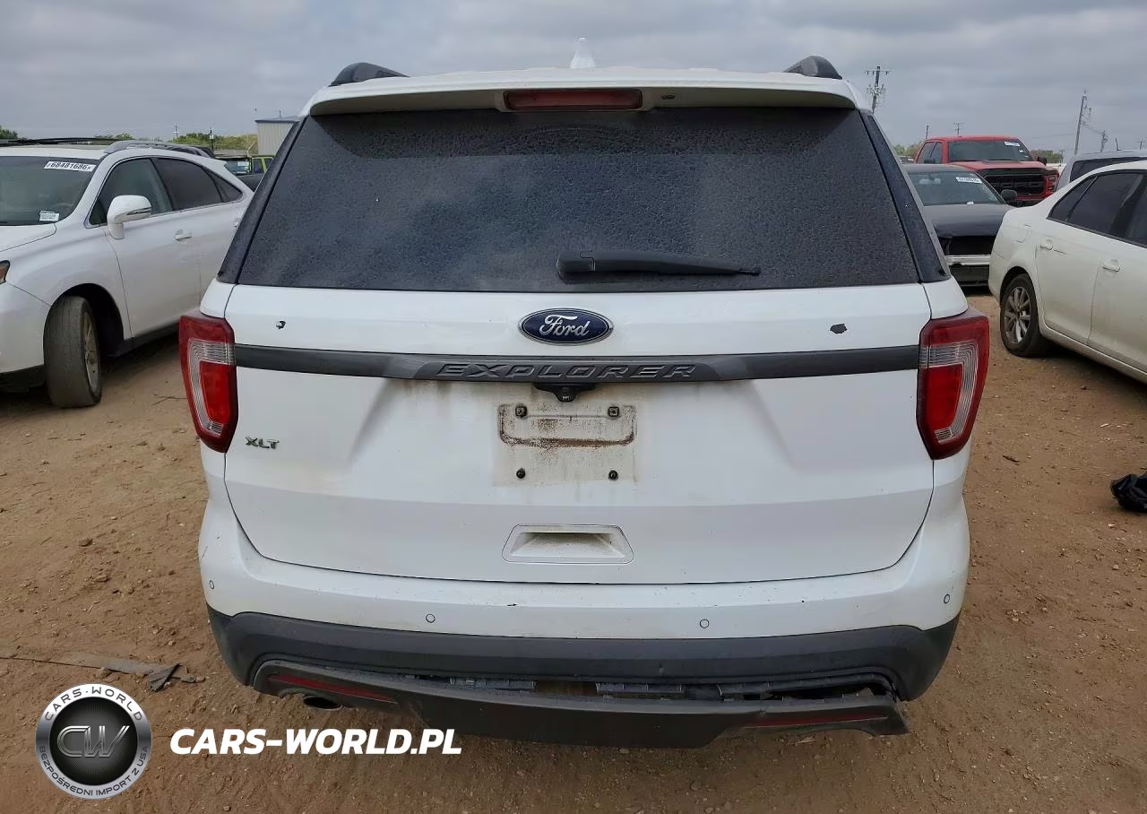 2017 Ford Explorer Xlt VIN:1FM5K7D83HGD39763 - 6