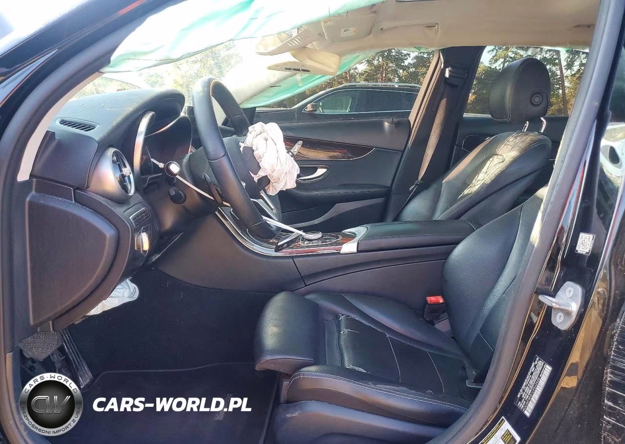 2020 Mercedes-Benz C 300 VIN:WDDWF8DB1LR562420 - 7