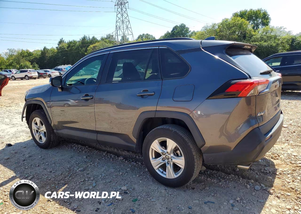 2021 Toyota Rav4 Xle VIN:2T3W1RFV0MC155102 - 2